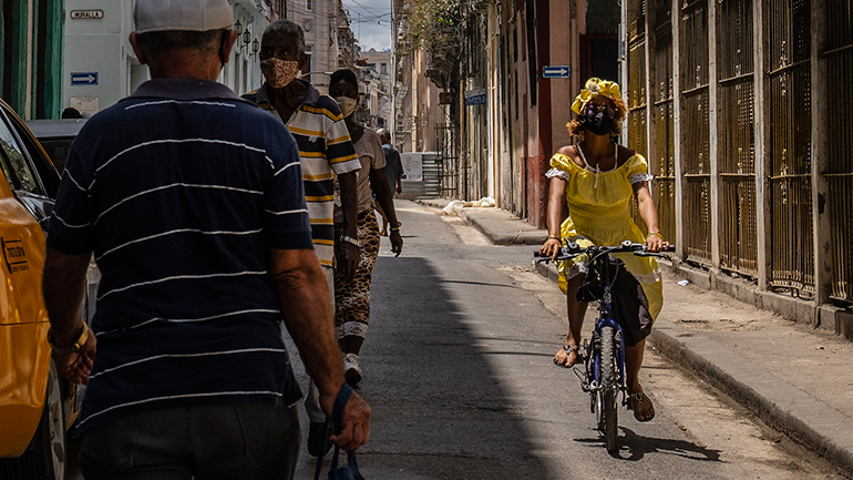 Κούβα: Πάνω από 1.000 κρούσματα του νέου κορωνοϊού μέσα σε 24 ώρες
